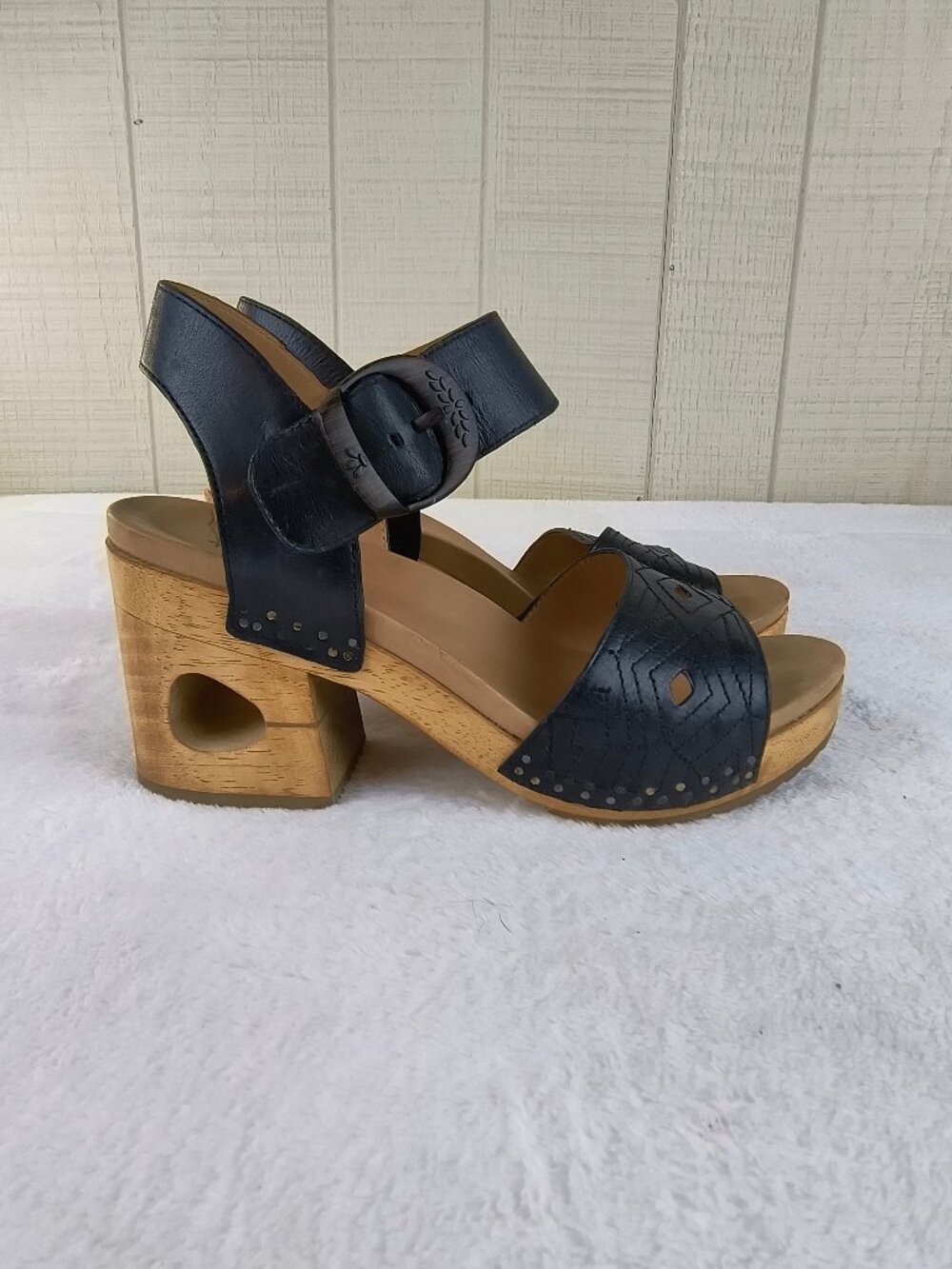Dansko Odele Sandals Clogs Wood Sole Black Leather Buckle 38